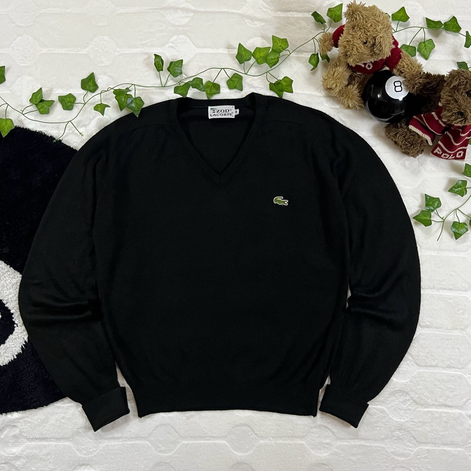 | Vintage Izod Lacoste Orlon V-Neck Sweater