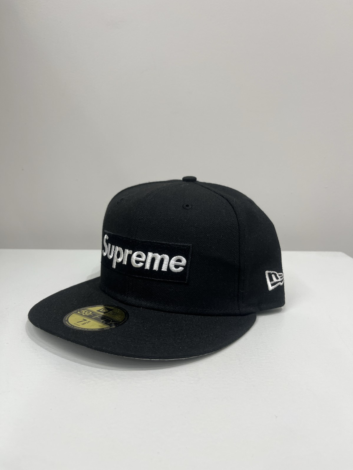 Supreme X New Era Champions Box Logo 7 5/8