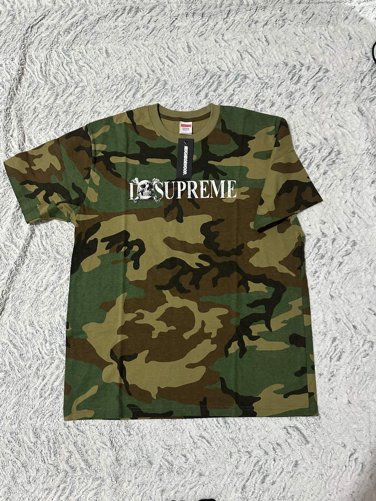 Polera Supreme Camo Talla L