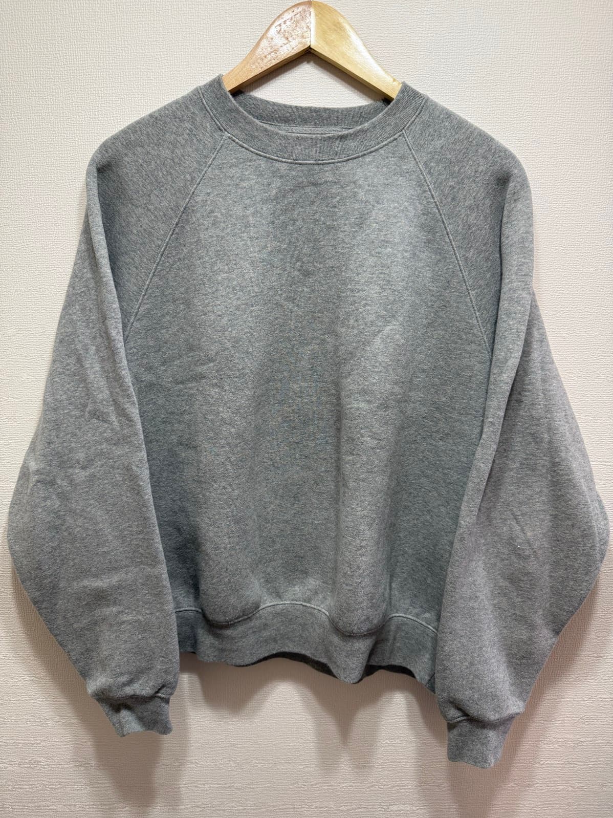 Poleron Essentials Gris