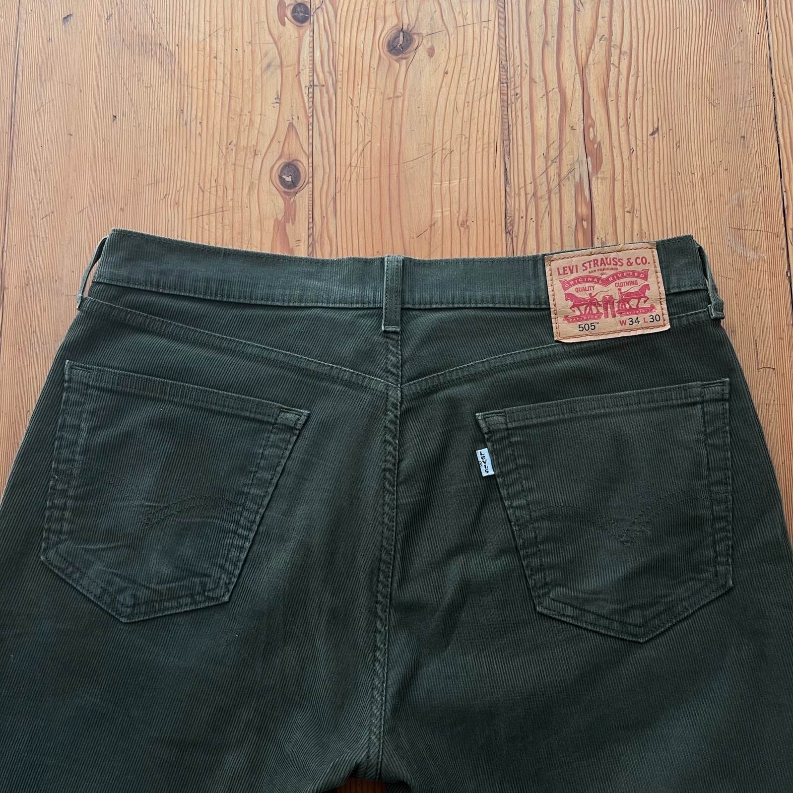 Pantalones Cotelé Levi’s 505