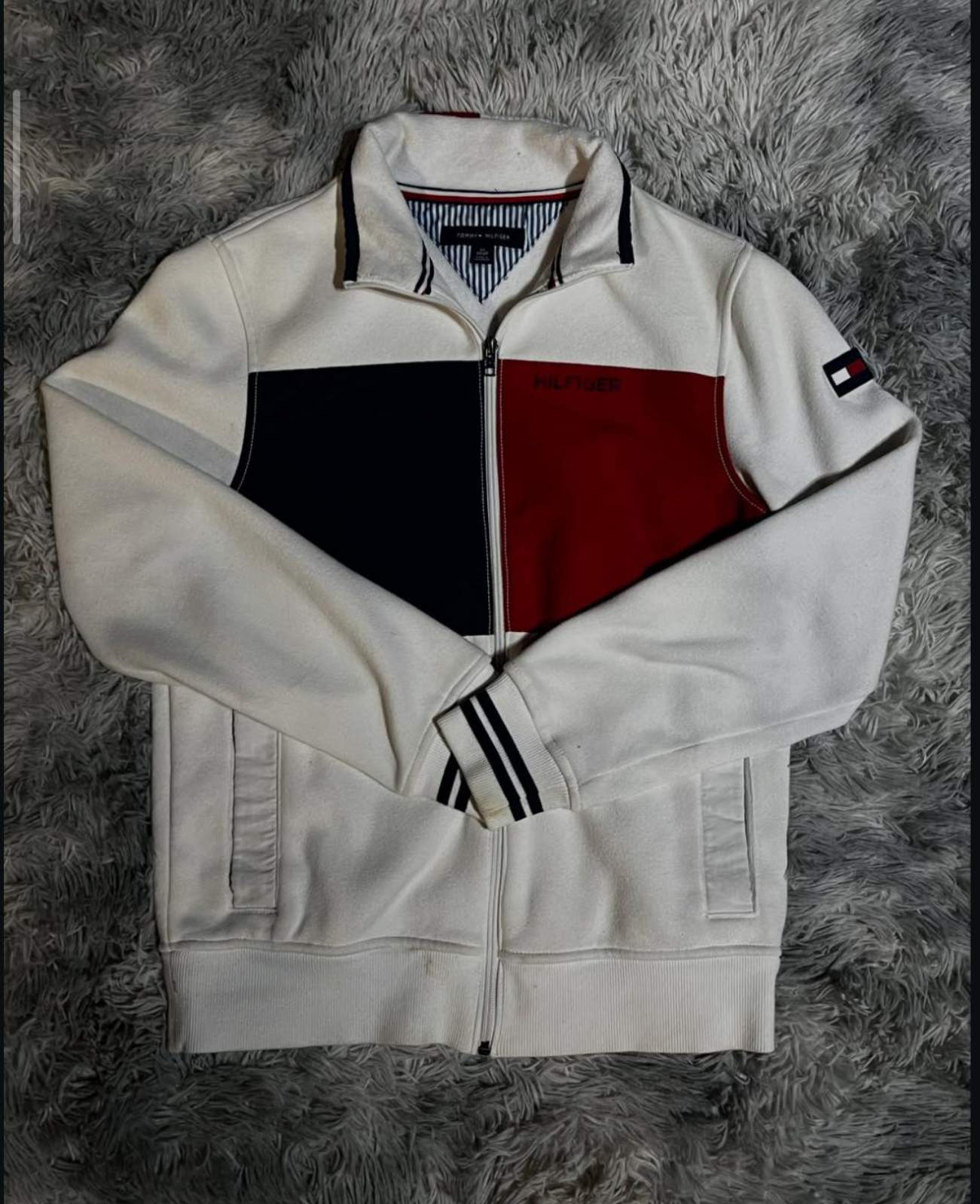 Tommy Hilfiger