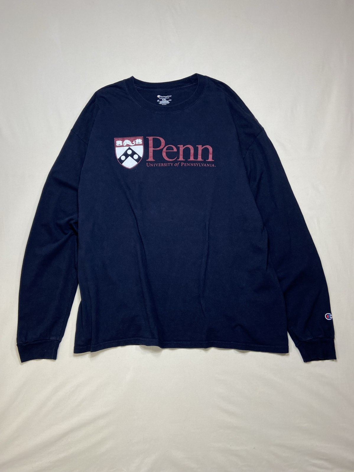 Polera Champion U. Pennsylvania Manga Larga Regular Fit- Navy