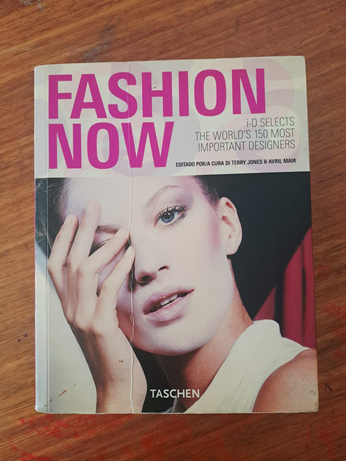 Fashion Now Taschen