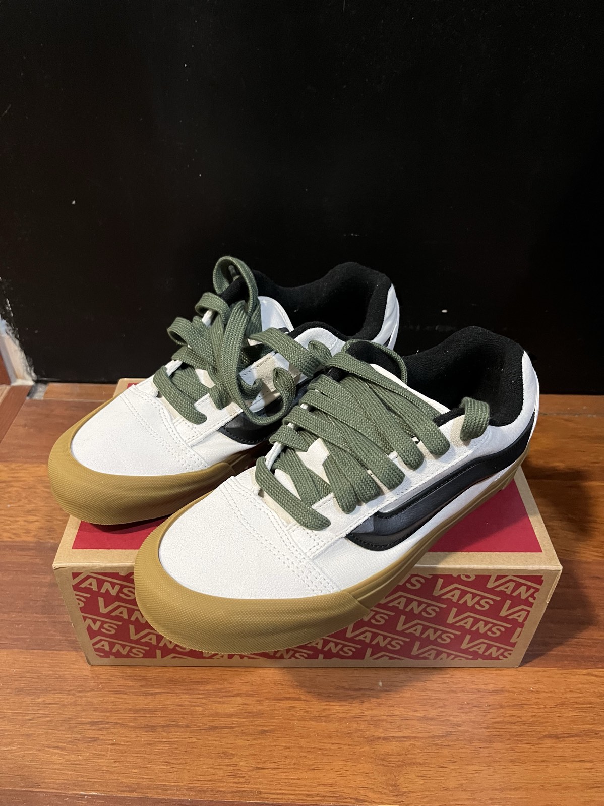 Vans Knu Skool