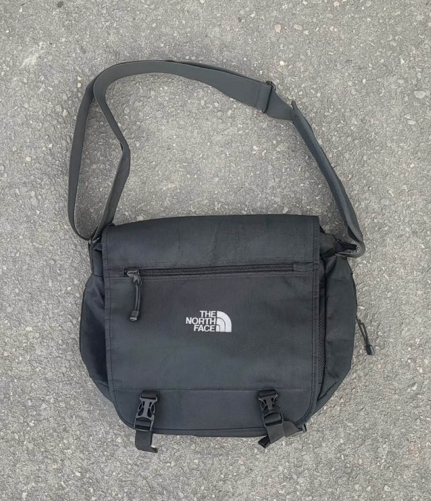 Messenger Bag TNF