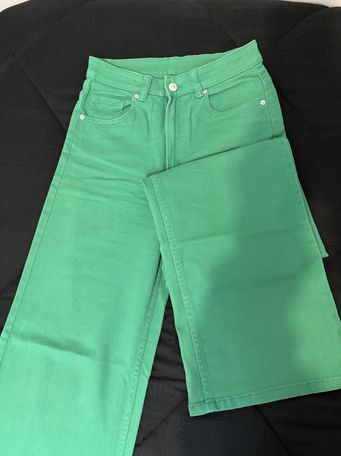 Pantalón Verde H&M