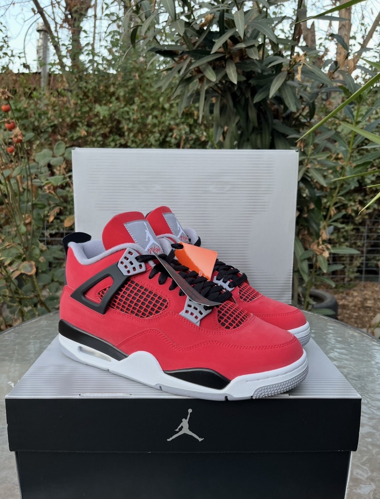 Jordan 4 Toro Bravo
