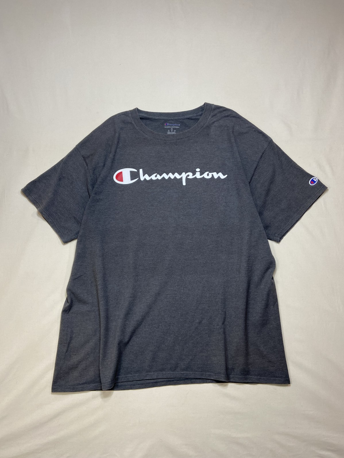 Polera Champion Clasic Logo Regular Fit- Gris